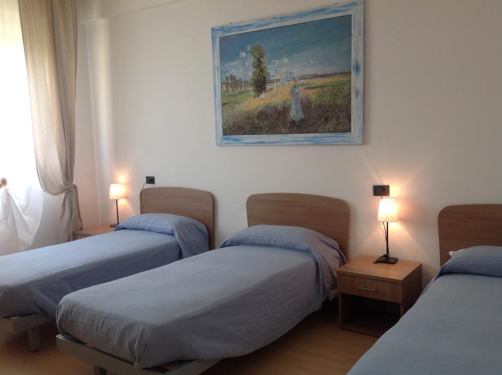 Ospitalita San Tommaso D'Aquino Hotel Bologna Room photo