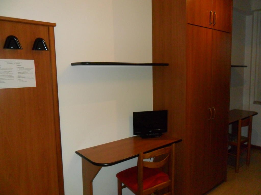 Ospitalita San Tommaso D'Aquino Hotel Bologna Room photo
